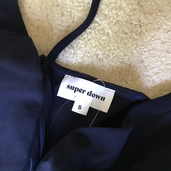 Revolve sexy mini dress - Picture 3 of 4